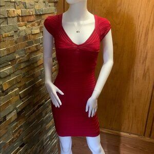 Marciano sexy & Bold Red bodycon Mini Dress xs  ready for the patriotic